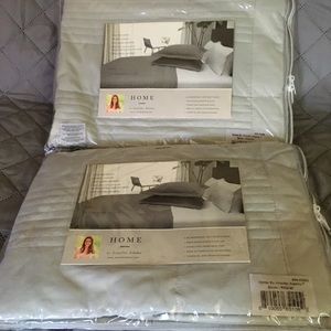 NWT 2 Jennifer Adams King Quilted Pillow Shams “The Amelia” Sage